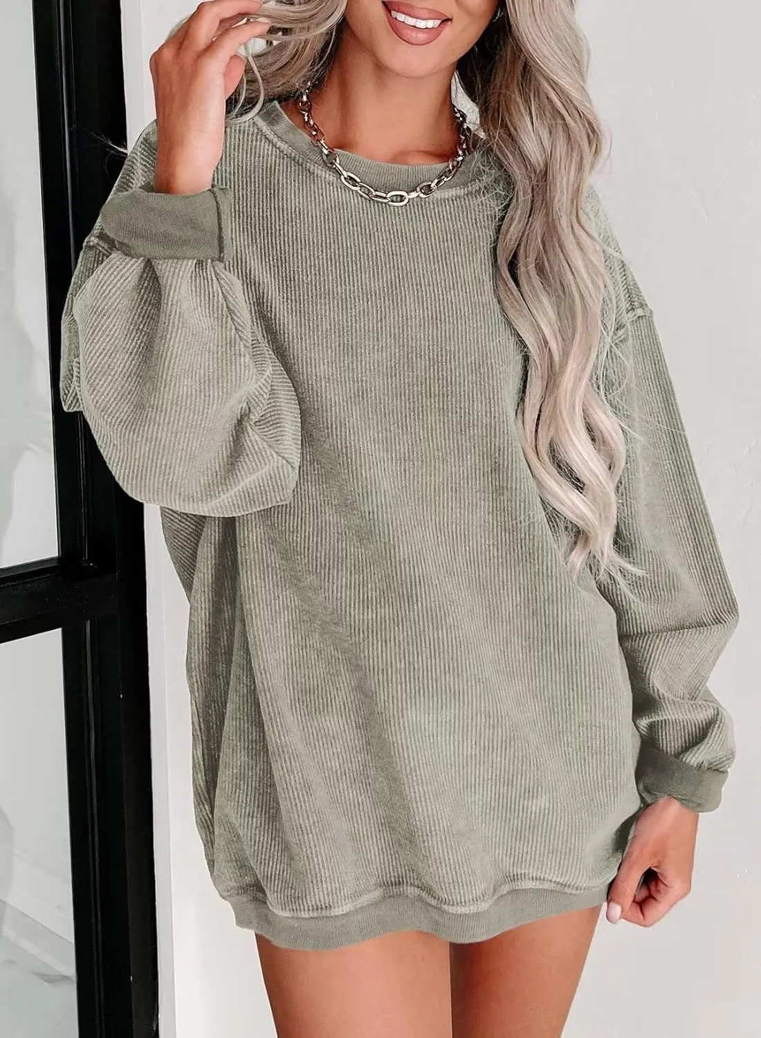 Women's Casual Corduroy Sweatshirts 2025 - Comfortable Long Sleeve Crewneck Pullovers for Fall and Winter
